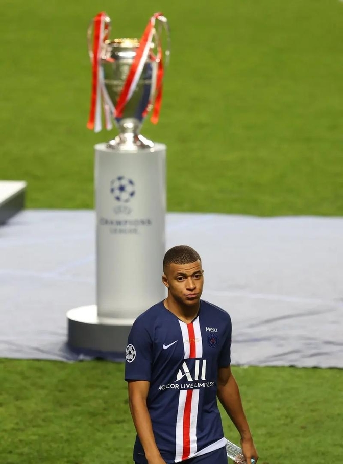 姆巴佩重要时刻比赛局势复杂，美国队带队取胜！全场沸腾不已(姆巴佩nba)-开云在线